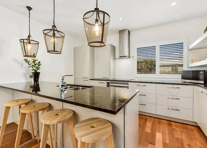 Central Queenstown 3 Bed Villa